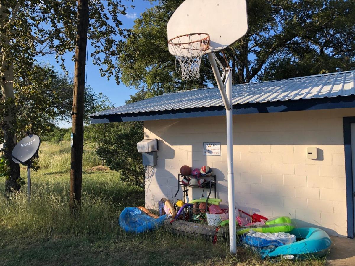 Oasis Lake Buchanan Bluffton المظهر الخارجي الصورة