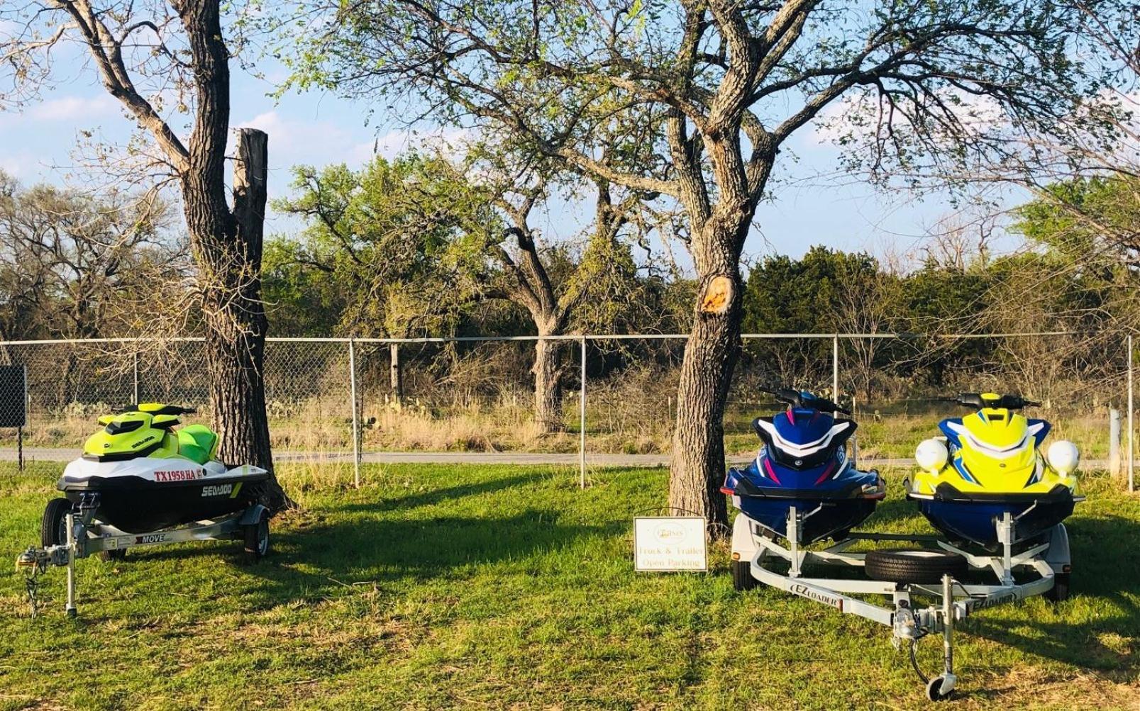 Oasis Lake Buchanan Bluffton المظهر الخارجي الصورة