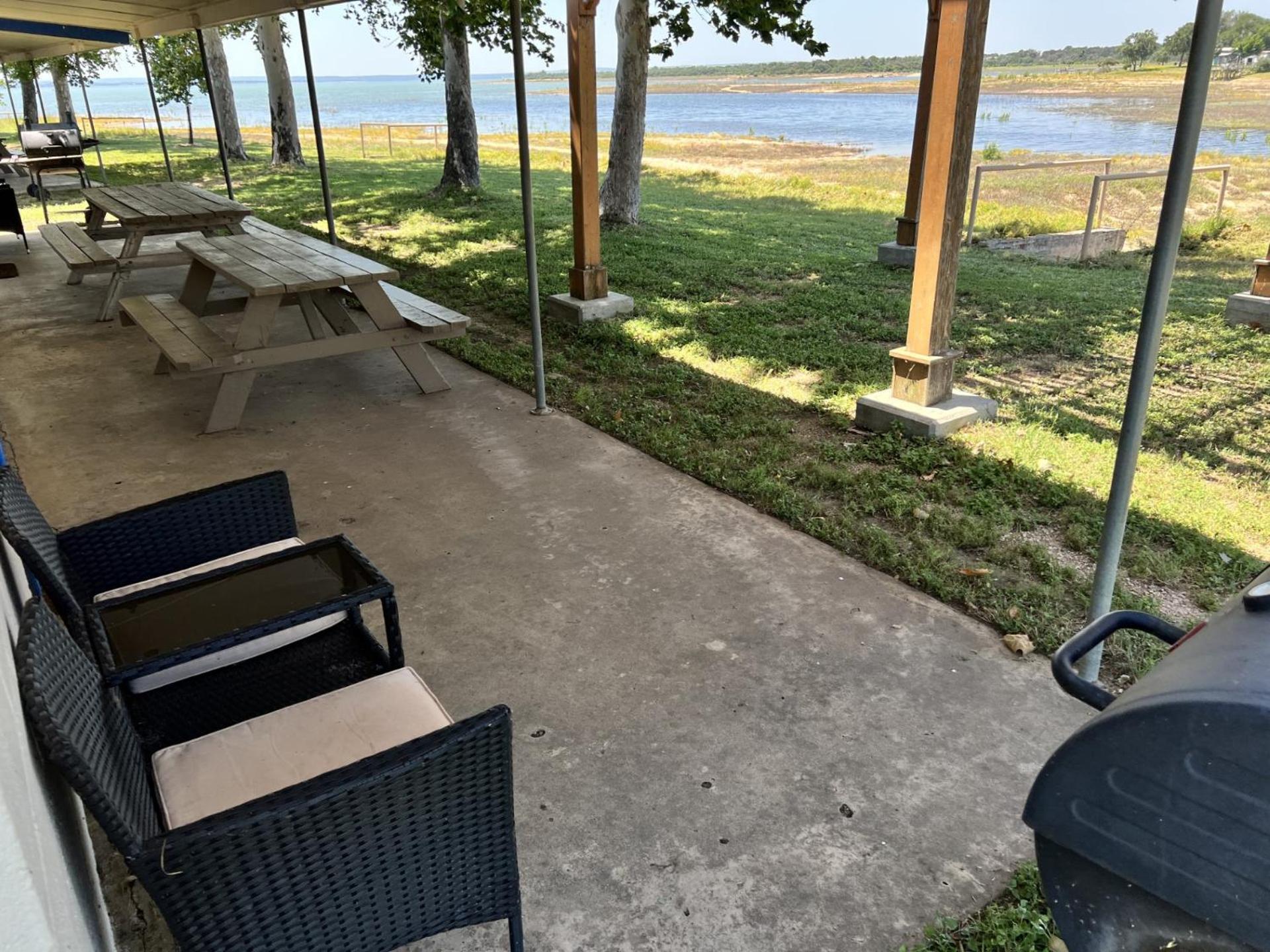 Oasis Lake Buchanan Bluffton المظهر الخارجي الصورة