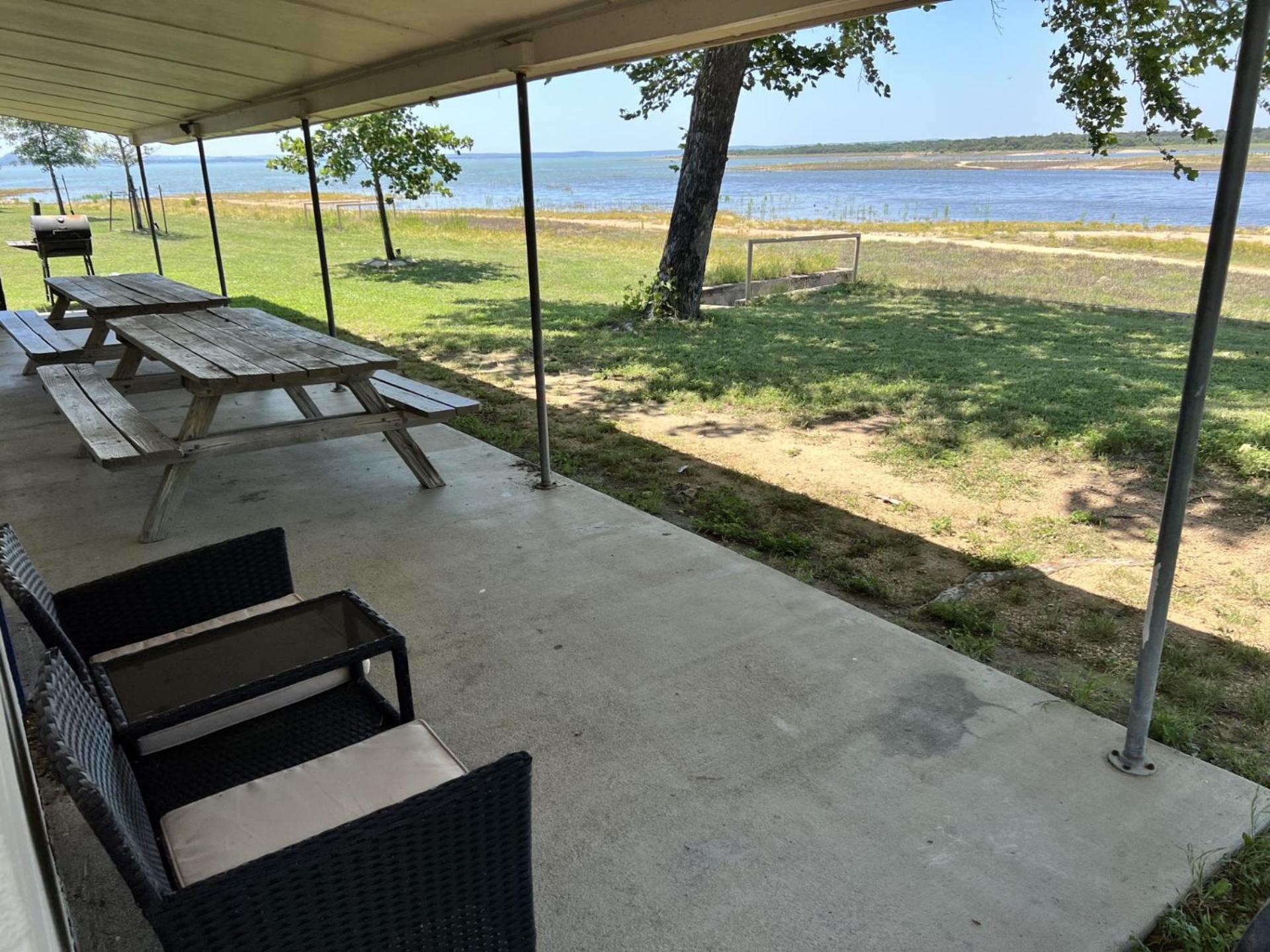 Oasis Lake Buchanan Bluffton المظهر الخارجي الصورة