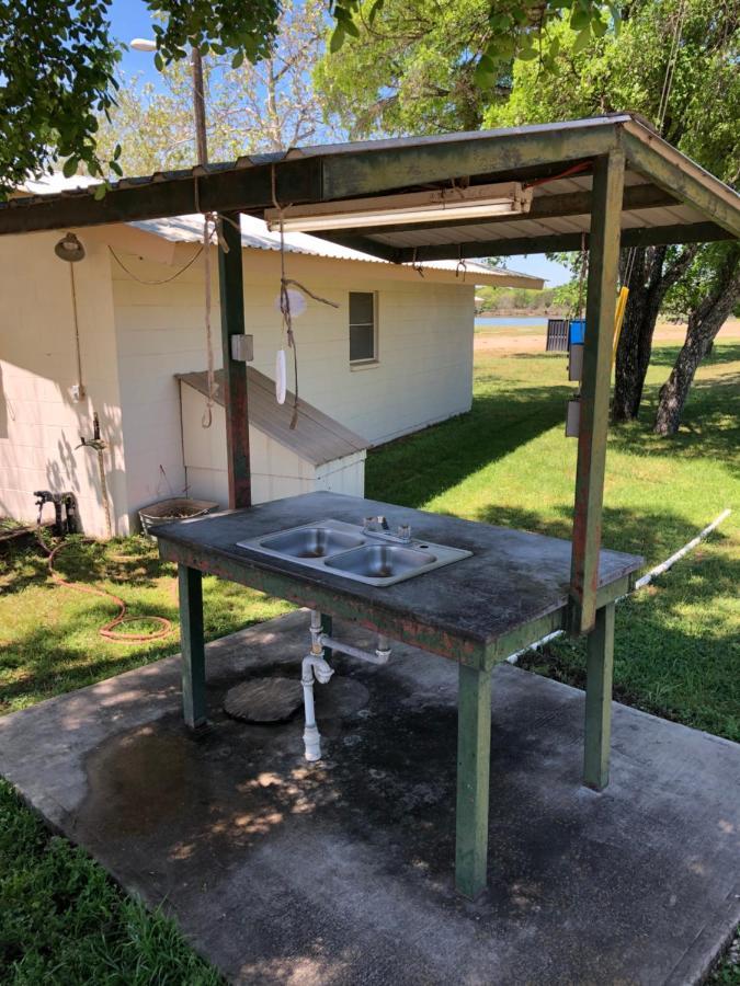Oasis Lake Buchanan Bluffton المظهر الخارجي الصورة